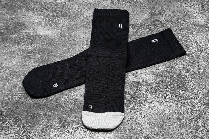 Black / White Nobull Crew Men's Socks | CA Z1642U